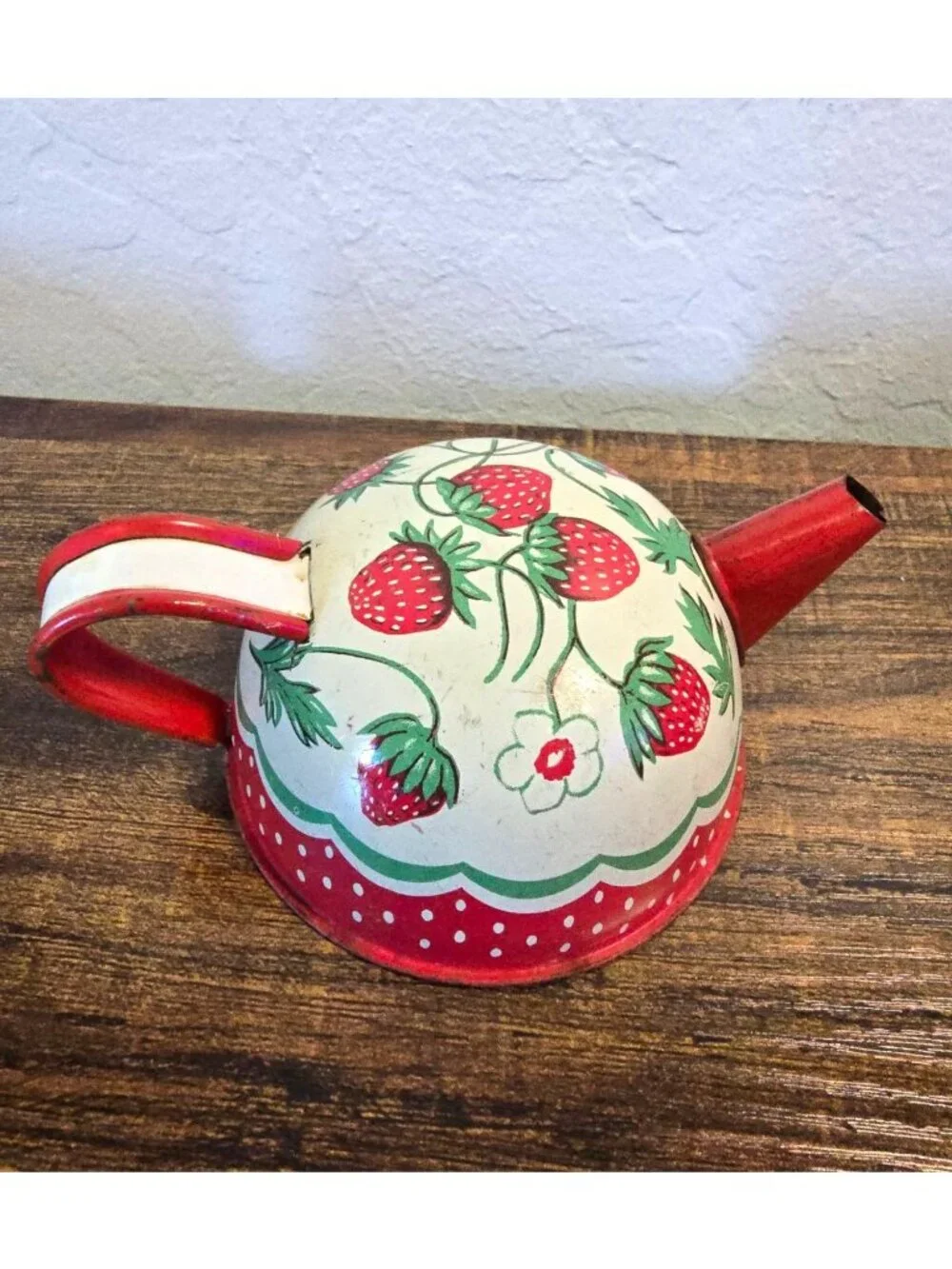Vintage 1950s Wolverine Strawberry Toy Tea Tin Canister Set 13 pc set READ - Picture 10 of 16